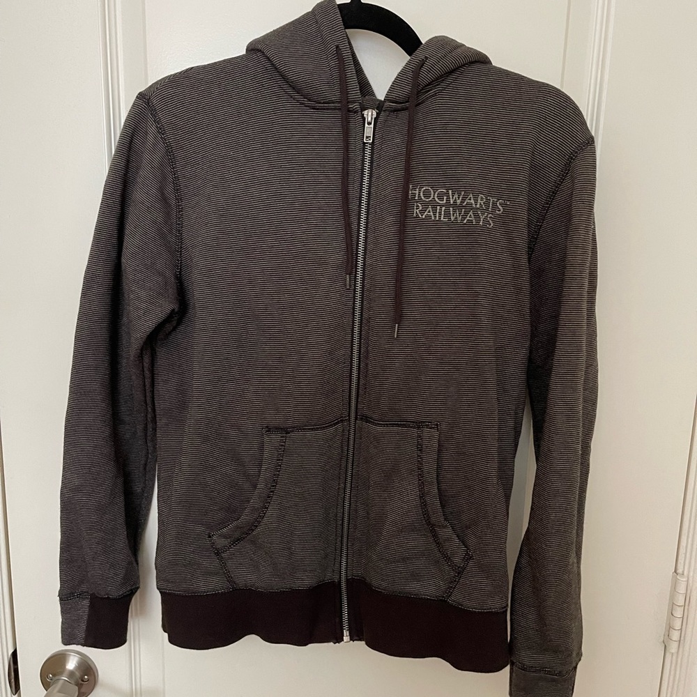 HARRY POTTER “Hogwarts Railways” zipup hoodie sweater from WB Studio Tour LONDON